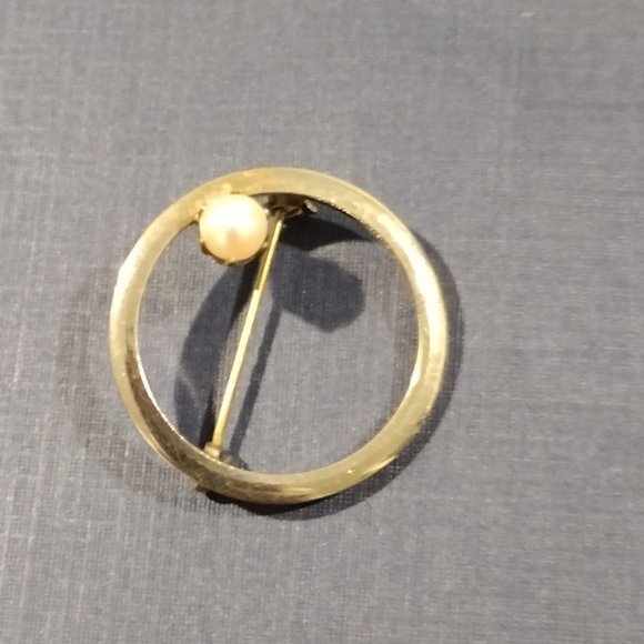 Vintage Fashion Costume Jewelry Brooch Lot (#36) - Picture 2 of 8